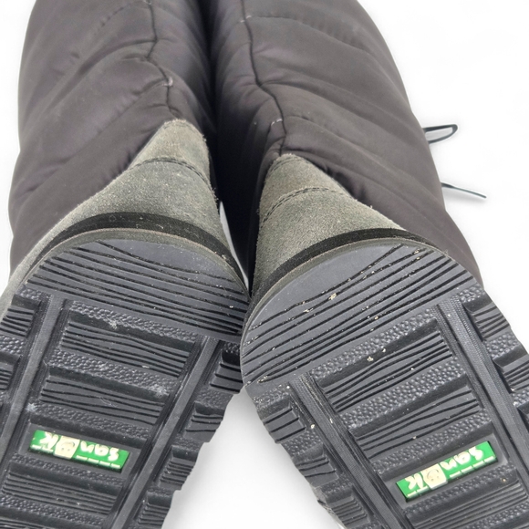 Sanuk Black and Gray Puffy Lined Double Lace Knee High Winter Boots Size 10 EUC - Picture 12 of 16